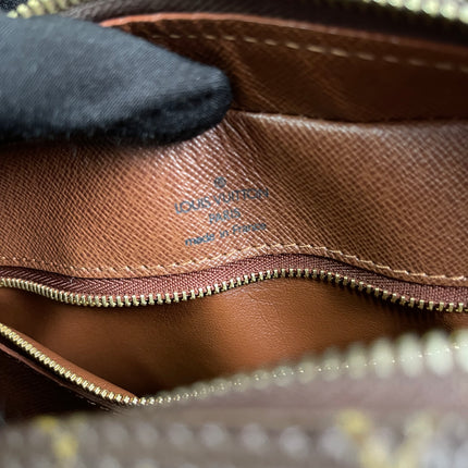 Preloved Louis Vuitton 2005 Nil messenger bag