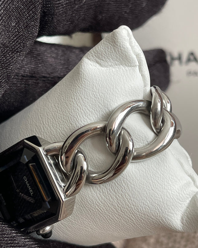 Preloved Authentic Chanel Première Gourmette Chain Watch