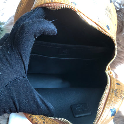 Preloved  MCM Stark Side Studs Backpack