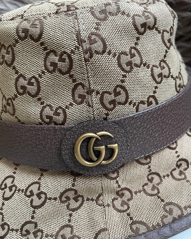 UNUSED GUCCI GG CANVAS BUCKET HAT