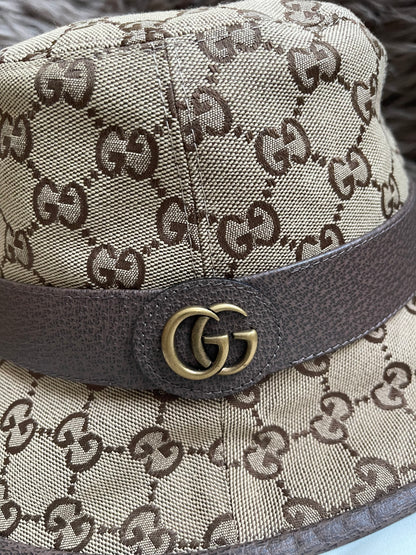 UNUSED GUCCI GG CANVAS BUCKET HAT