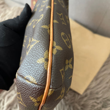 Preloved Authentic  Louis Vuitton Musette Tango Bundle