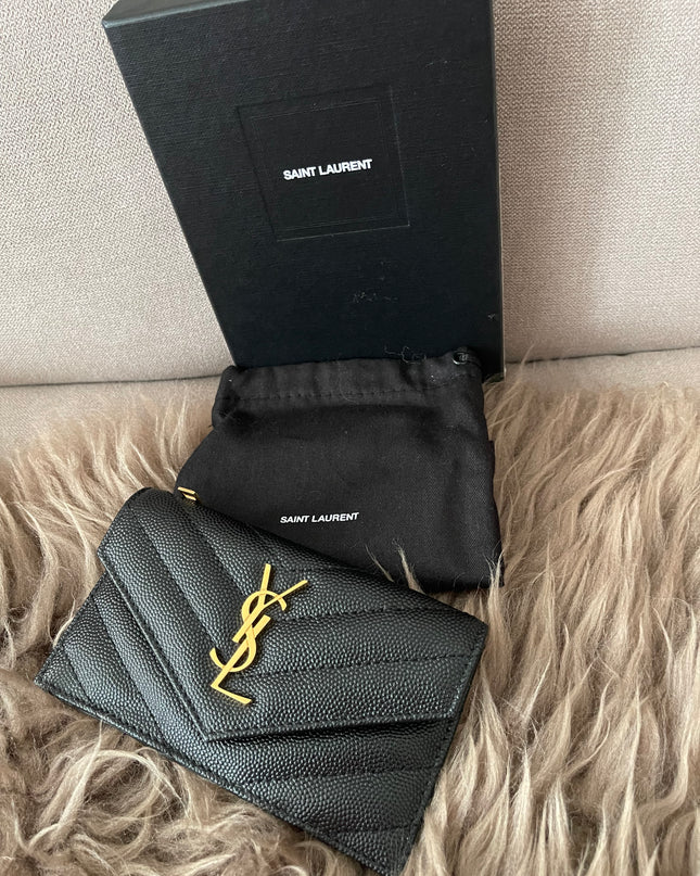 Preloved Authentic SAINT LAURENT Fragments zipped card case with flap