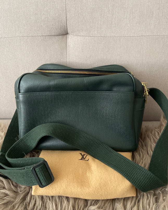 Preloved Authentic Louis Vuitton Green Taiga Leather Reporter PM Messenger Bag