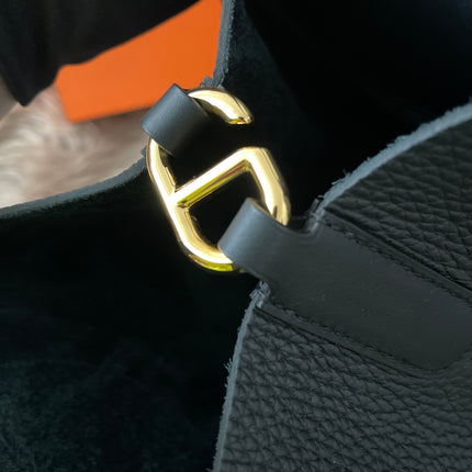 Preloved Authentic Hermès In-the-Loop 23 bag