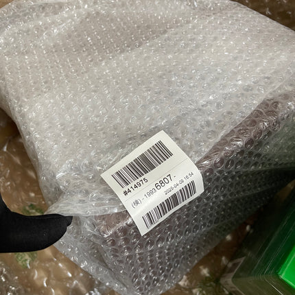 Preloved Louis Vuitton Pre-Owned
2012 Verona PM shoulder bag w/provided strap