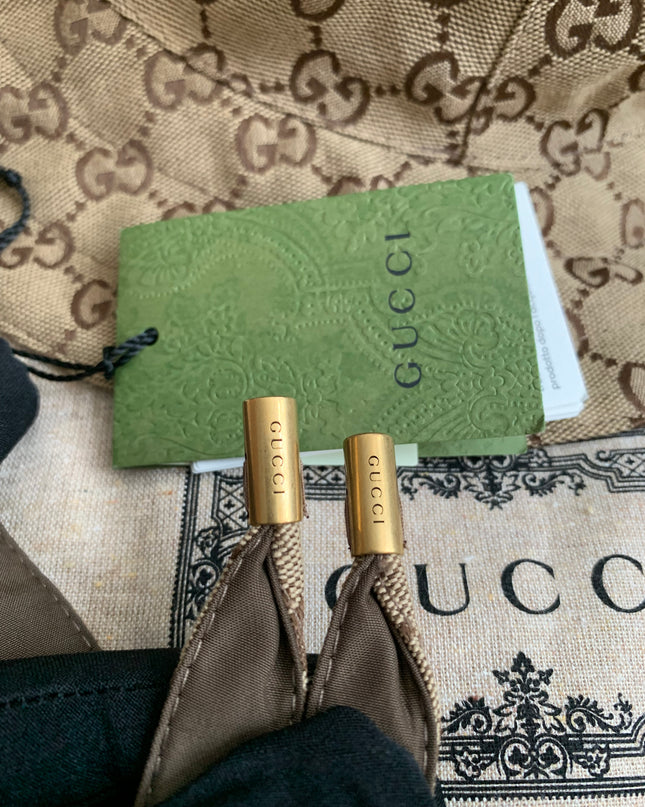 Gucci
Reversible GG & nylon bucket hat