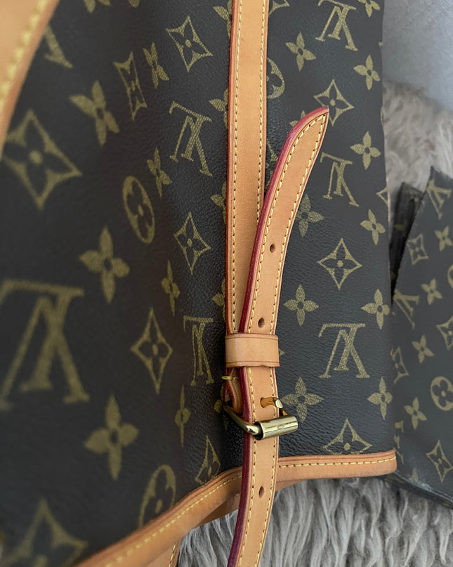 Preloved Authentic Rank B- Louis Vuitton Pre-Owned 2004 GM monogram bucket bag