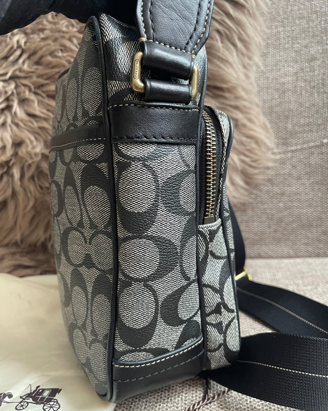 Preloved Authentic Coach Signature Varsity Stripe Flight Crossbody Bago
