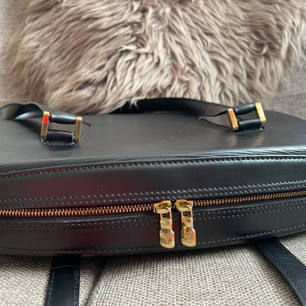 Preloved Authentic Louis Vuitton Epi Leather Sablon Shoulder Bag – Black