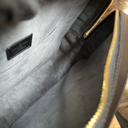 Preloved LOUIS VUITTON Voltaire Epi Leather Shoulder Bag