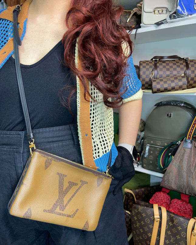 Preloved Louis Vuitton Monogram Giant Reverse Pochette Double Zip Crossbody Bag