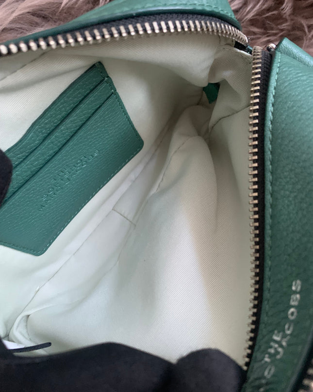 Marc Jacobs The Softshot 21 in cucumber green leather silver-tone hardware