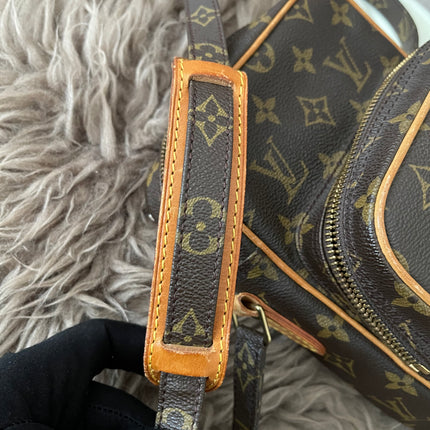 Preloved Authentic classic Louis Vuitton Monogram Amazon Shoulder Bag