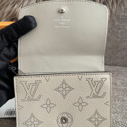 preloved AUTHENTIC Louis Vuitton Iris Compact Wallet – Mahina Galet