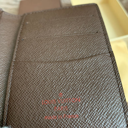 LOUIS VUITTON
Damier Ebene Canvas Pocket Organizer