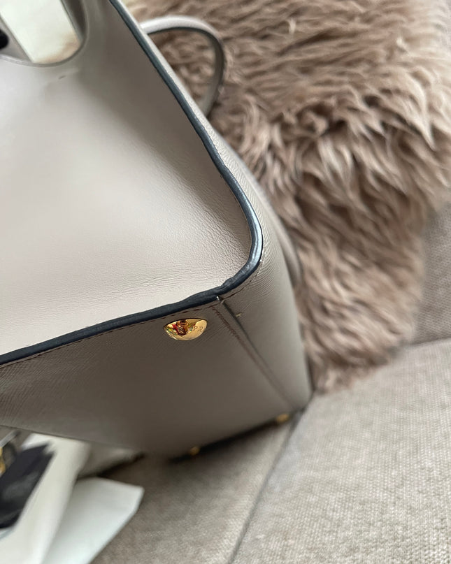 Preloved Authentic Prada Saffiano Lux Tote