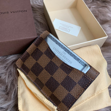 LOUIS VUITTON
Damier Ebene Canvas Pocket Organizer