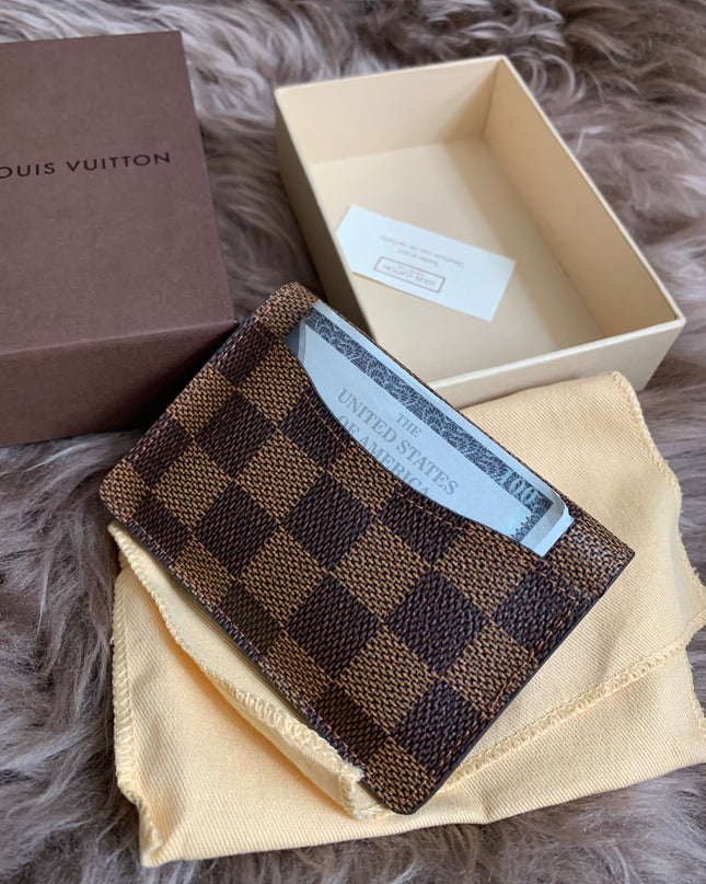 LOUIS VUITTON
Damier Ebene Canvas Pocket Organizer