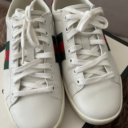 Preloved Authentic Ace Embroidered Low Top Sneakers in Leather SZ35