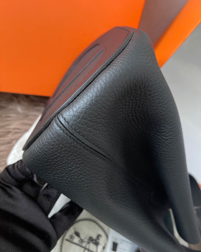 Preloved Authentic Hermès In-the-Loop 23 bag