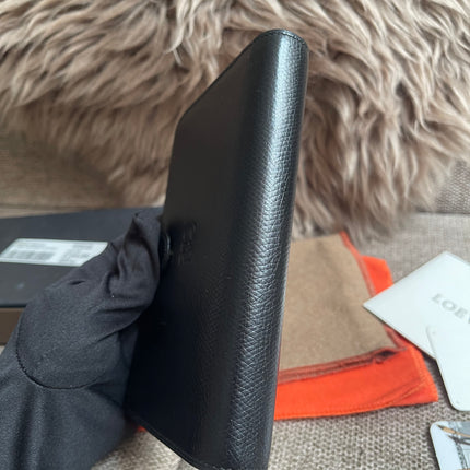 Preloved Authentic Loewe Bifold Wallet Black Grained Leather