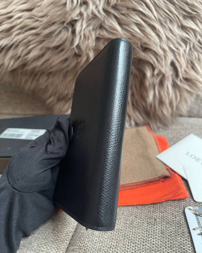 Preloved Authentic Loewe Bifold Wallet Black Grained Leather