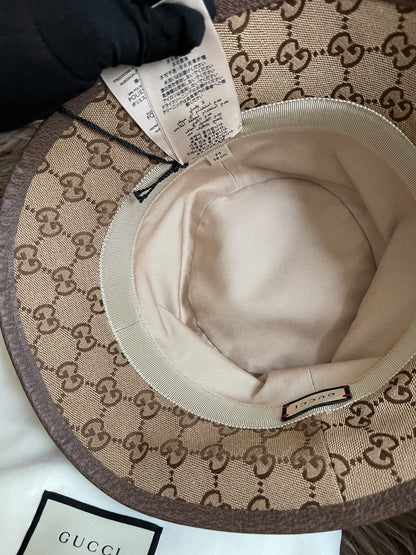 UNUSED GUCCI GG CANVAS BUCKET HAT