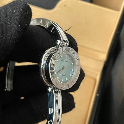 Preloved Authentic Bvlgari B.zero1 Watch 22mm stainless steel case, a blue mother-of-pearl dial with diamond
