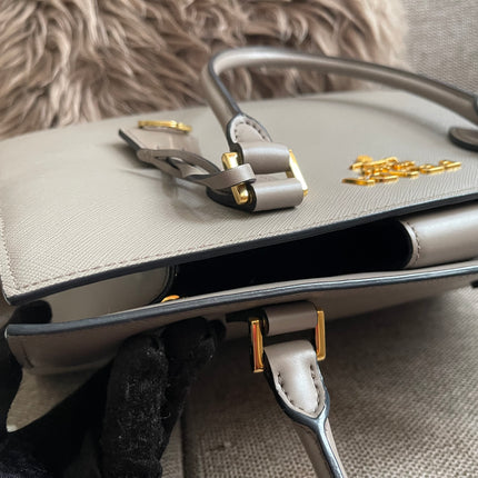 Preloved Authentic Prada Saffiano Lux Tote
