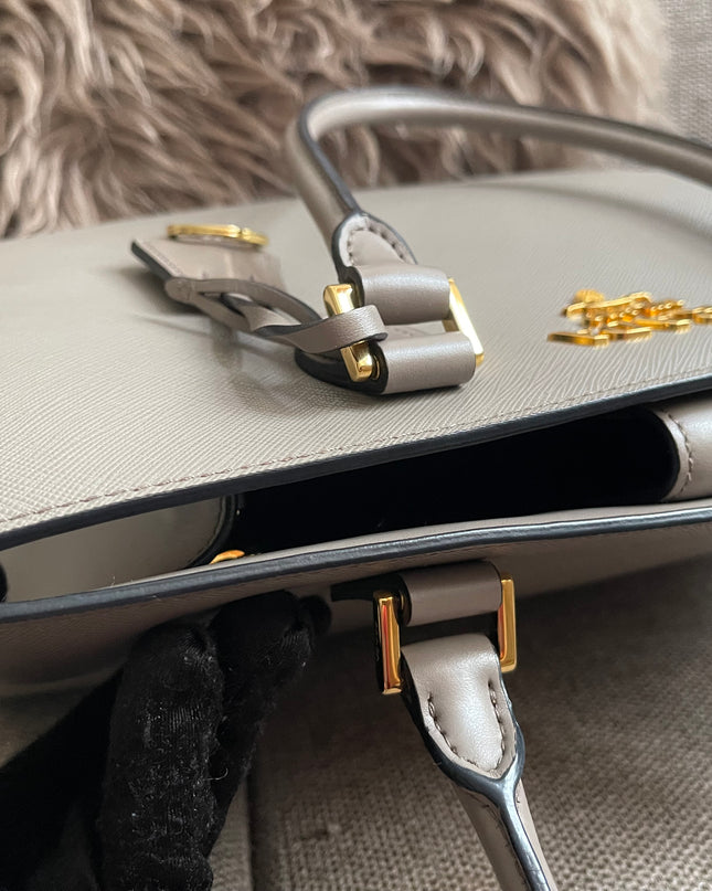 Preloved Authentic Prada Saffiano Lux Tote