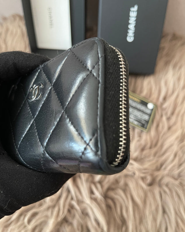 Preloved Authentic Chanel Classic Zipped Coin Purse