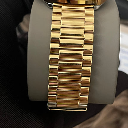 Preloved Authentic RADO
Men's Diastar Original Quartz