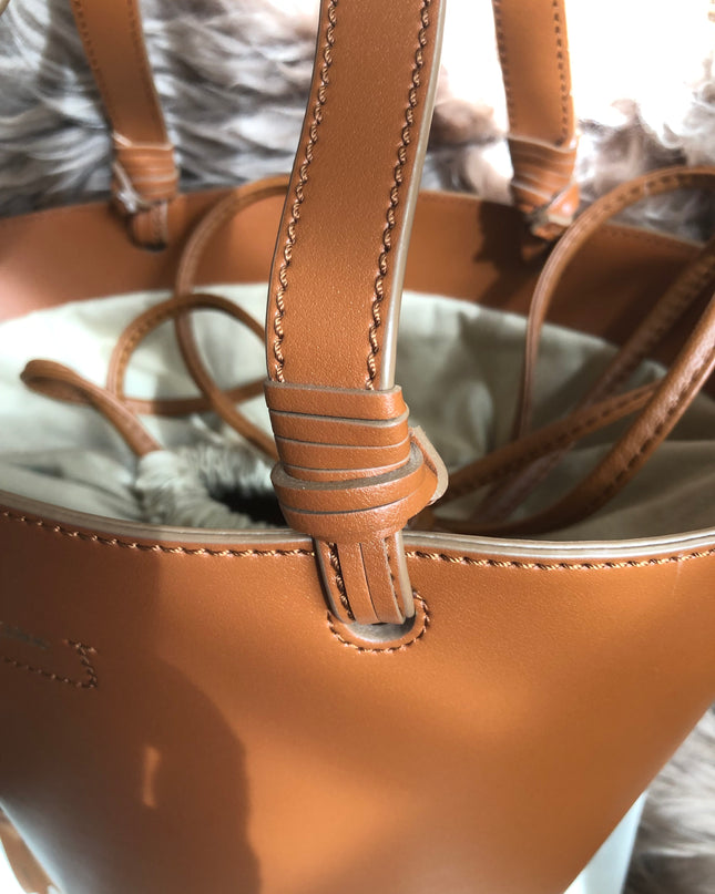 Preloved SEE BY CHLOÉ Cecilia Fringed Leather Bucket Bag