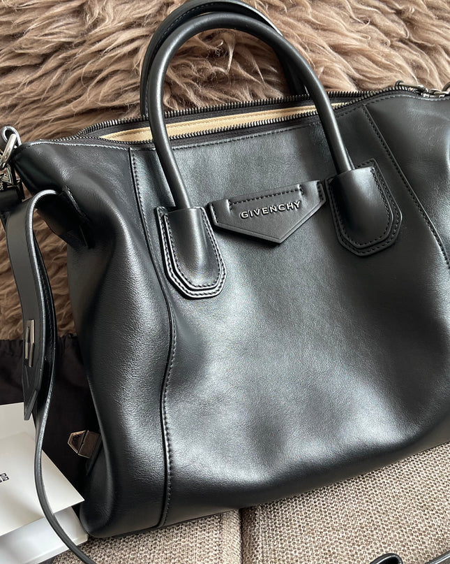 Preloved Authentic Givenchy Antigona Soft Small Bag Black Leather