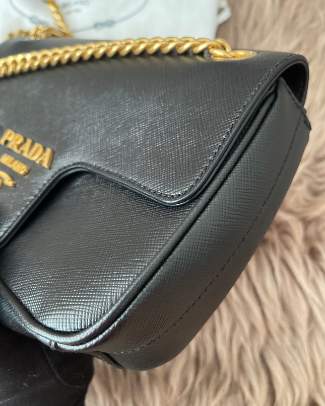 Preloved Authentic Pattina Flap Shoulder Bag Saffiano Leather Small crossbody bag