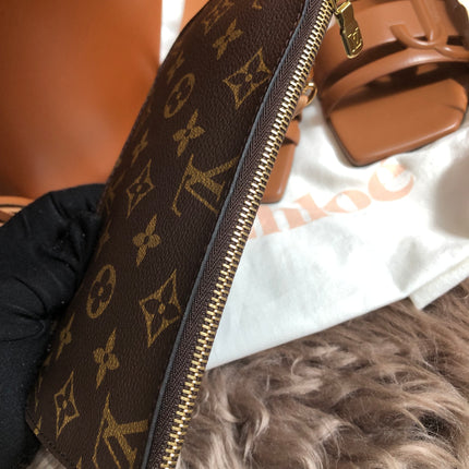 Preloved Louis Vuitton Monogram Neverfull Pouch