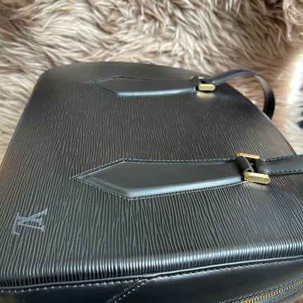 Preloved LOUIS VUITTON Voltaire Epi Leather Shoulder Bag