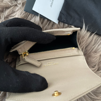 Preloved Authentic unused SAINT LAURENT Saint Laurent Envelope small wallet