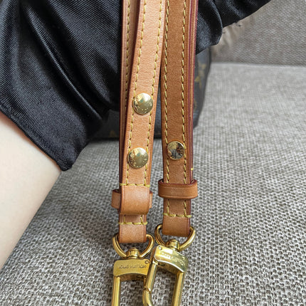Preloved Authentic Louis Vuitton NéoNoé BB — Monogram Love Lock (Limited Edition)