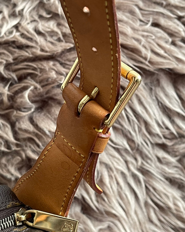 Preloved Authentic Louis Vuitton Croissant MM