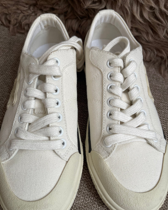 Preloved Authentic Celine Alan Sneaker with Triomphe in Canvas Off-White