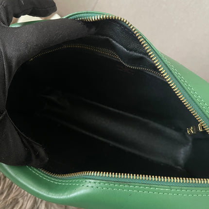 Preloved Authentic  Louis Vuitton Epi Trocadero 27