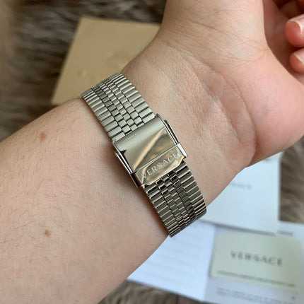 VERSACE V-ESSENTIAL VEK4005/21
Women's watch