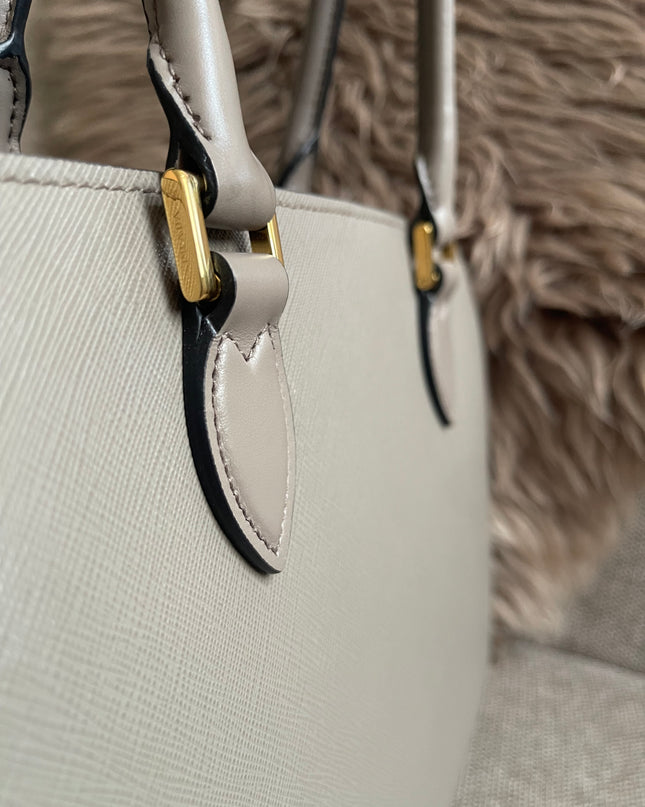 Preloved Authentic Prada Saffiano Lux Tote