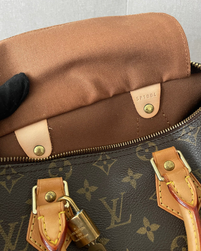 Preloved Authentic Louis Vuitton Speedy 25