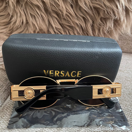 Preloved Authentic Versace Biggie Oval Sunglasses – Black & Gold Medusa, VE2176