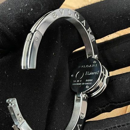 Preloved Authentic Bvlgari B.zero1 Watch 22mm stainless steel case, a blue mother-of-pearl dial with diamond