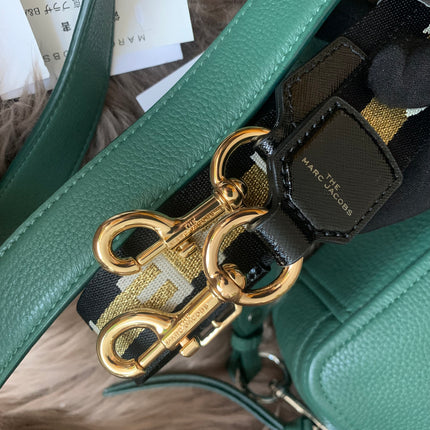 Marc Jacobs The Softshot 21 in cucumber green leather silver-tone hardware