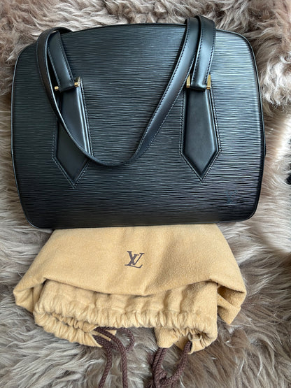 Preloved LOUIS VUITTON Voltaire Epi Leather Shoulder Bag